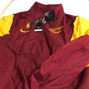 Mens Nike Cleveland Cavaliers windbreaker size XL